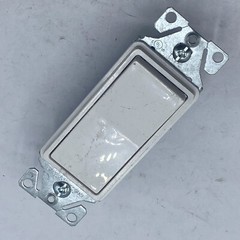 Eaton Spec Grade 15A-120V-277VAC White Decorator Rocker Light Switch 20 PCS🔔