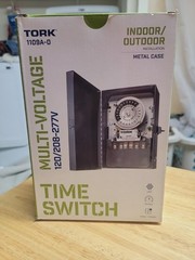 TORK 1109A-O 120-277V 40A Multi-Volt Mechanical Lighting Switch Timer-NIB Bn3