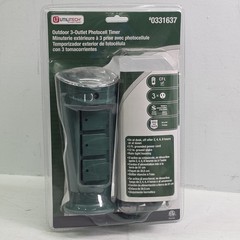 Utilitech Outdoor 3-Outlet Digital Photocell Timer Dusk Dawn #0331637 New Sealed
