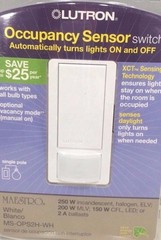 Lutron Occupancy Sensor Single Pole 2 A White Clamshell