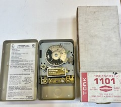 Tork Time Switch Model 7100, 40 Amp, 24 Hour Timer Dial Switch New Open Box