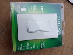 New Lutron DVCL-153PR-WH Diva Dimmer Switch 120V Single Pole 3-Way LED+ White