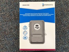 BRAND NEW Intermatic AUTOVOLTAGE GM40AVE-R Electronic Time Switch – Gray