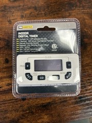 PRO ESSENTIALS INDOOR DIGITAL TIMER