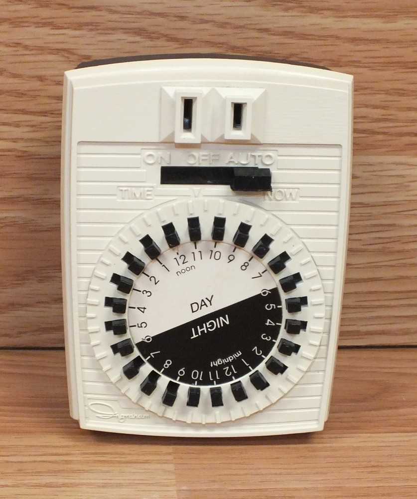 Toastmaster inc. Ingraham (12-047) Multiple Program 24 Hour Manual Timer *READ*