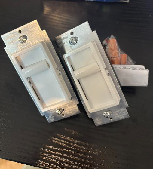 Leviton SureSlide Dimmer Switch in White 6672-1LW (2-Pack)