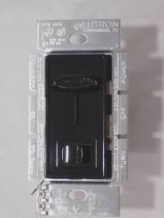 Lutron S-603P-BL Skylark 600W 3-Way Preset Dimmer w/Rocker Switch Gloss Black