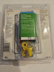 LUTRON DIVA C-L DIMMER LED 150W MODEL # DVWCL-153PH-WH SEALED