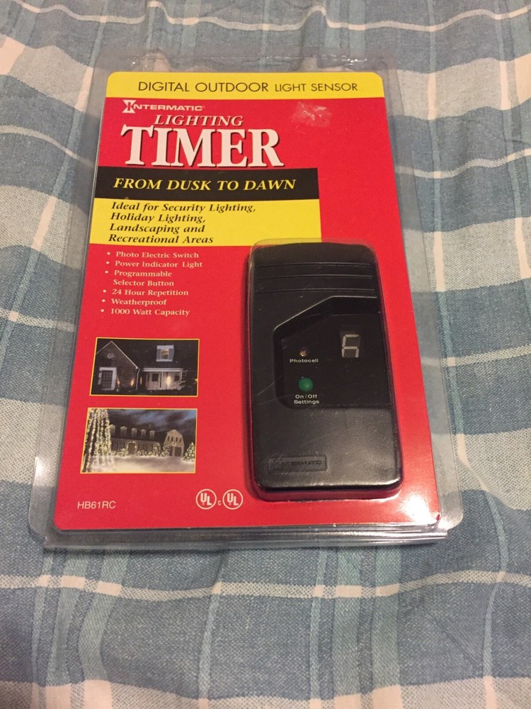 NEW INTERMATIC OUTDOOR DIGITAL TIMER HB61RC NIB