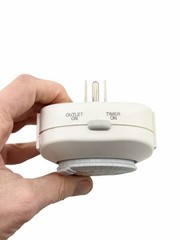 Hyper Tough Indoor Grounded Timer HT1025 24 Hour Plug In Mechanical Outlet Timer