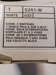 Leviton Combination Single Pole / 3 Way 5241 White 2 Switches In One Device