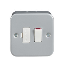 Knightsbridge Metal Clad Switching Deviation Unit 13A