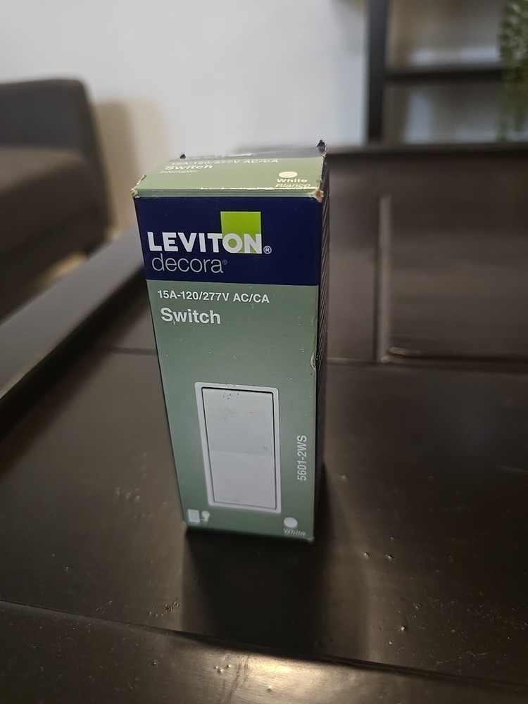 Leviton decora 5601-2WS 15A-120/277V AC/CA Switch (1-Pack) White