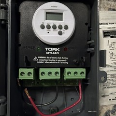 TORK DTU40 Indoor/Outdoor, 7-Day 40-Amp Universal Multi-Volt Time Switch
