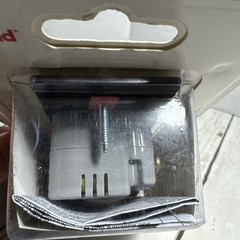 Legrand 3-Way RHCL453PGCCV4 450W Preset Decorator Rocker Dimmer Light Switch