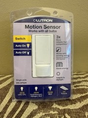 Lutron Motion Sensor Switch Works with all Bulbs Single Pole MS-OPS2H NEW T