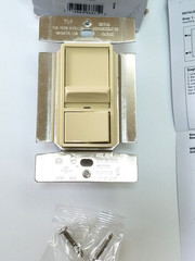 BRAND NEW Eaton SI10P Decorator Slide Dimmer with Preset ~ Single Pole & 3 Way