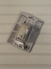 Utilitech 15 -Amps 120-volt Indoor Programmable Digital Lighting Timer 5474545