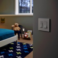 Legrand radiant TM870WSLCC10 15 Amp Rocker Wall Switch with Locator Light Sin…