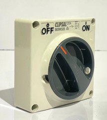 CLIPSAL 56SW320 3 POLE 20A 500V SURFACE MOUNT ISOLATOR SWITCH IP66 WEATHERPROOF