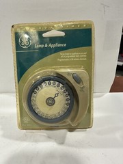 GE 24-Hour Timer Lamp & Appliance 125VAC 1875W MODEL 5101N New Sealed Pkg