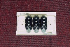 28 PCS LOT – new TRIPLE rocker electrical wall switch – 10A 150V 10 amp 150 volt