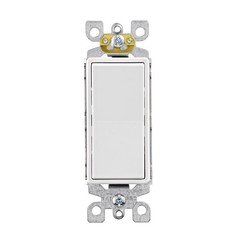 Leviton 05603-0WM White 15A 277V 3-Pole 3-Way Rocker Switch 4.2 H x 1.3 W in.