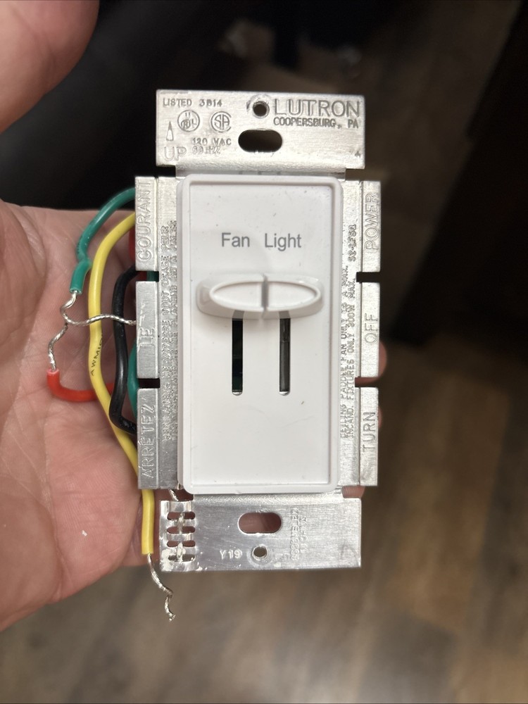 Lutron Skylark 1 Pole Sliding Dimmer Wall Switch – White