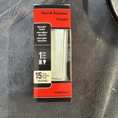 Legrand Single Pole Rocker Light Switch White 15 Amp TM870WCC10