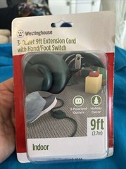 Westinghouse Polarized 3-Outlet Hand/Foot Switch 9ft Extension Cord Indoor Green