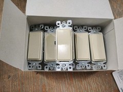 Lot of 6 Leviton Ivory Decora Rocker Switch 15A 125V. New