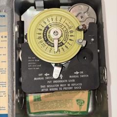 Intermatic T104R 24 HR Mechanical Time Switch PREOWNED UNTESTED