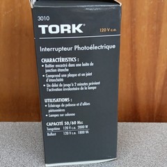 TORK 3010 Photocell Dusk-to-Dawn Photocontrol 120VAC Flush Mount SPST