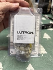 Lutron Skylark SFSQ-FH-WH 3-Speed Fan Control White