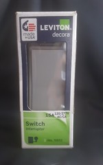 LEVITON SWITCH INTERRUPTOR GRAY NEW IN BOX MADE USA 15A 120/277V AC/CA ITEM 5601