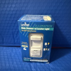 Leviton IllumaTech Dimmer Switch w Locator Light Electronic Low Volt IPE04-1LZ