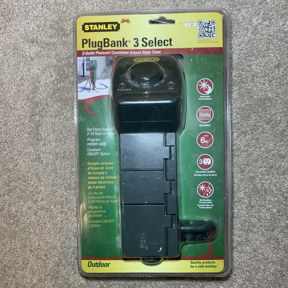 Stanley Outdoor Plug Bank 3 Outlets Auto Control Ground Stake Timer Rainproof