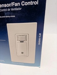 Leviton Decora+ In-Wall Humidity Sensor/Fan Control DHS05-1LM White/Light Almond
