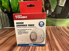 Hyper Tough Analog Indoor Grounded Timer, Single Outlet, Programmable 15 Amp