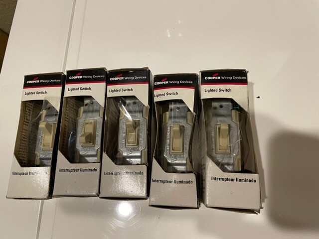 10 Cooper Ivory Toggle Quiet Light Switches Single Pole 15A 1301-7LTVbox