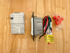 Wattstopper RH4FBL3PW LED/Fluorescent 0-10 Volt Paddle Dimmer – Brand New