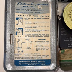 Intermatic T104R 24 HR Mechanical Time Switch PREOWNED UNTESTED