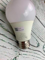 White A19 LED Bulb 5000k 800lumens 9w