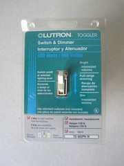 (1) Lutron 600 Watt Toggler Switch & Dimmer TG-603PH-IV 3-Way Ivory