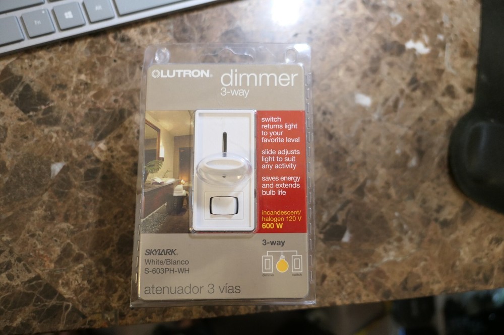 NEW SEALED LUTRON SKYLARK S-603PH-WH WHITE 3-WAY DIMMER