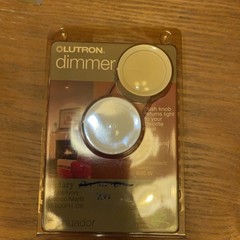 Lutron Rotary Dimmer D-600PH-DK White/Ivory Single Pole Incandescent 600W NOS
