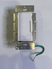 Lutron Maestro Companion Lighting Control Dimmer Switch 120V – MA-R-WH White