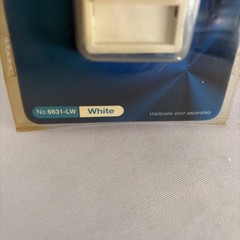 Leviton Sure Slide Slide Dimmer W/ Optional Locator Light 600W No. 6631-LW White