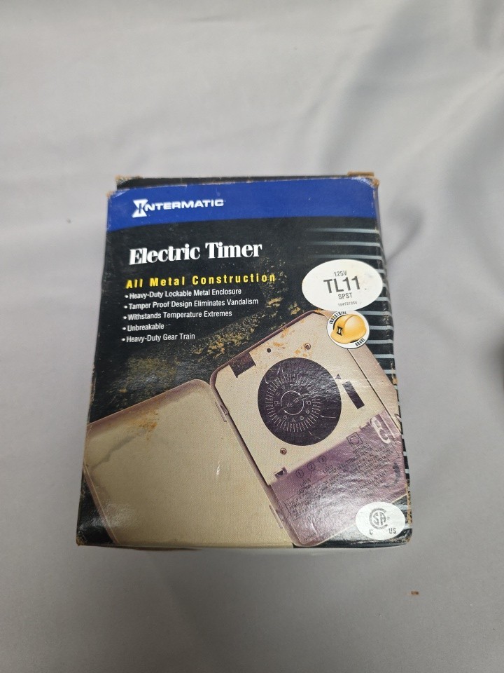 Intermatic Electric 24 Hour Timer 125 Volt AC 60Hz Single Pole 25 Amp TL11