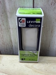LOT 2X Leviton Decora Lighted Switch – #5611 – White 15A-120V – USA NIB